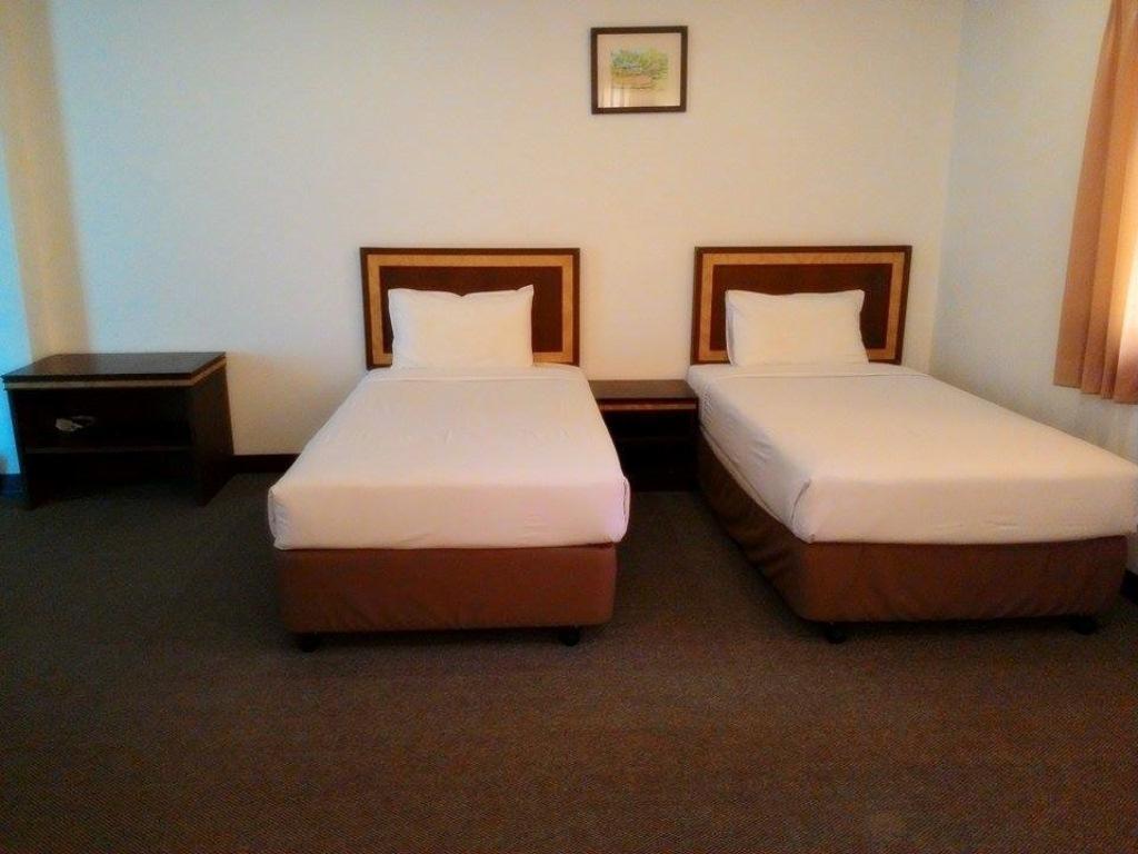 Kumphawapi Kp Hotel Udonthani מראה חיצוני תמונה